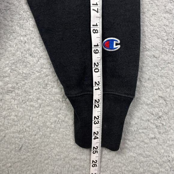 Vintage Champion Sweatshirt Black Reverse Weave Embroidered Logo Patch Size M - Picture 6 of 9